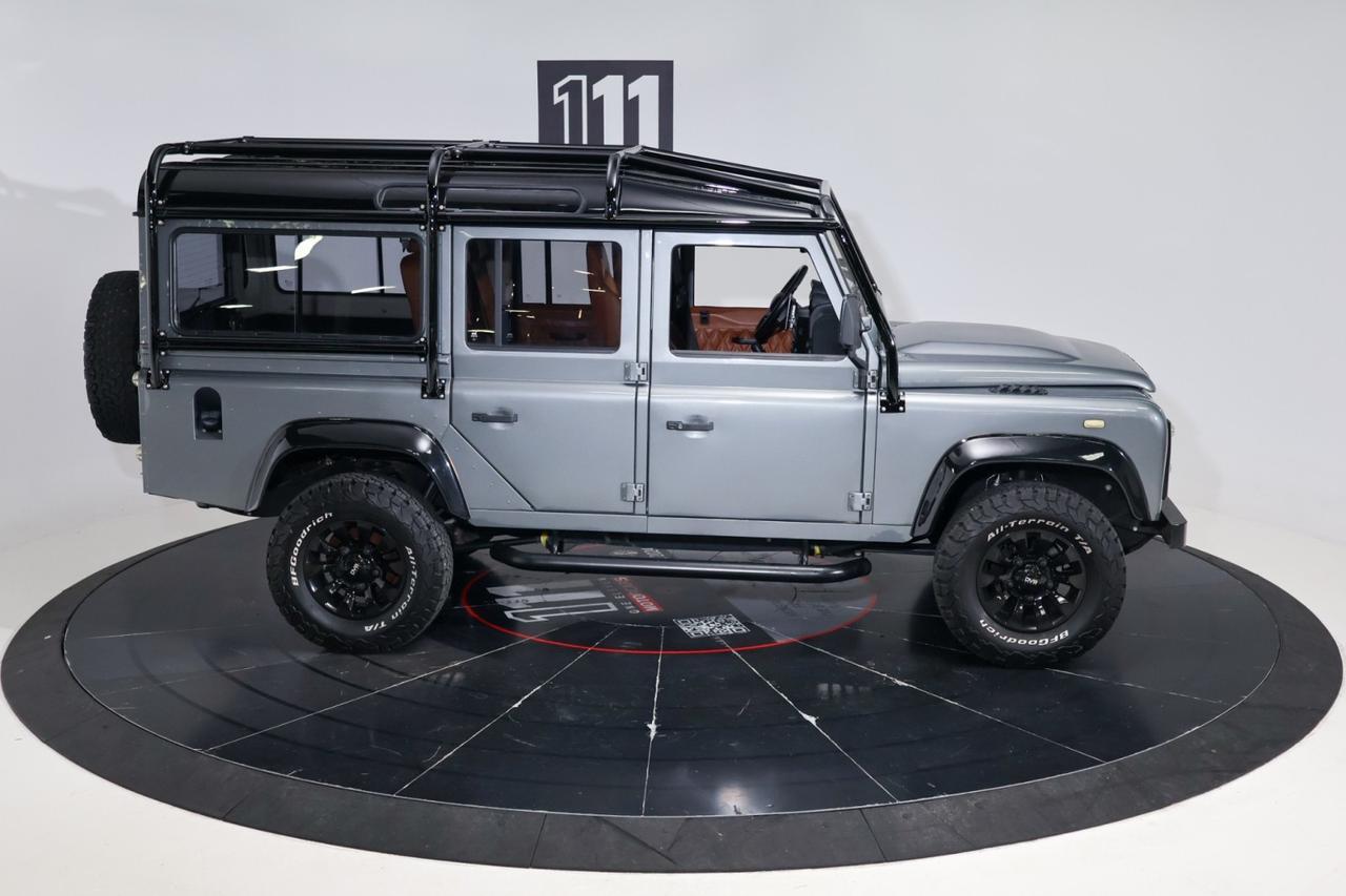 1987 Land Rover Defender 110 W/ Custom Diamond Stitched Sport Seats Franklin TN
