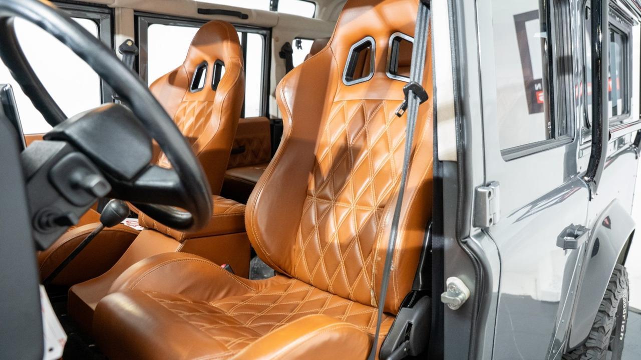 1987 Land Rover Defender 110 W/ Custom Diamond Stitched Sport Seats Franklin TN
