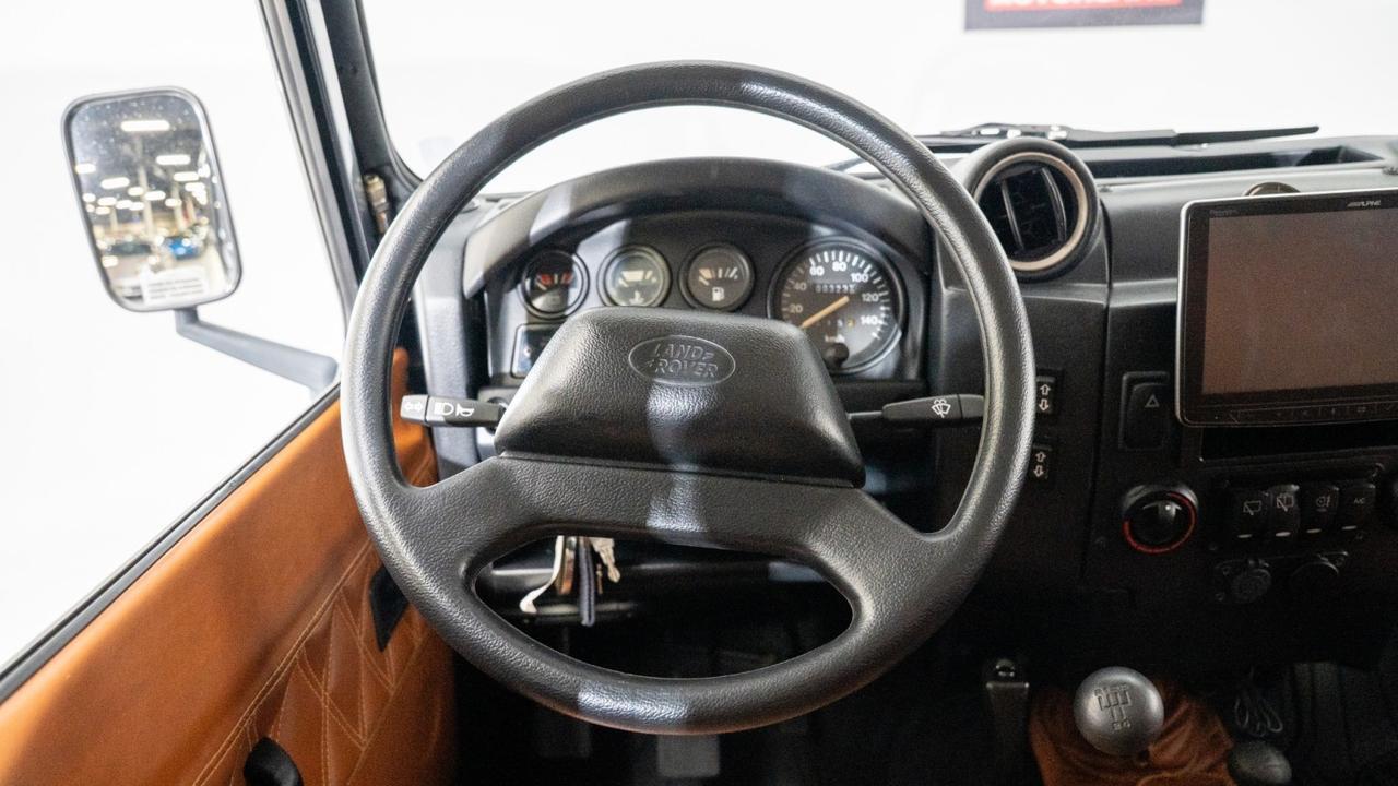 1987 Land Rover Defender 110 W/ Custom Diamond Stitched Sport Seats Franklin TN