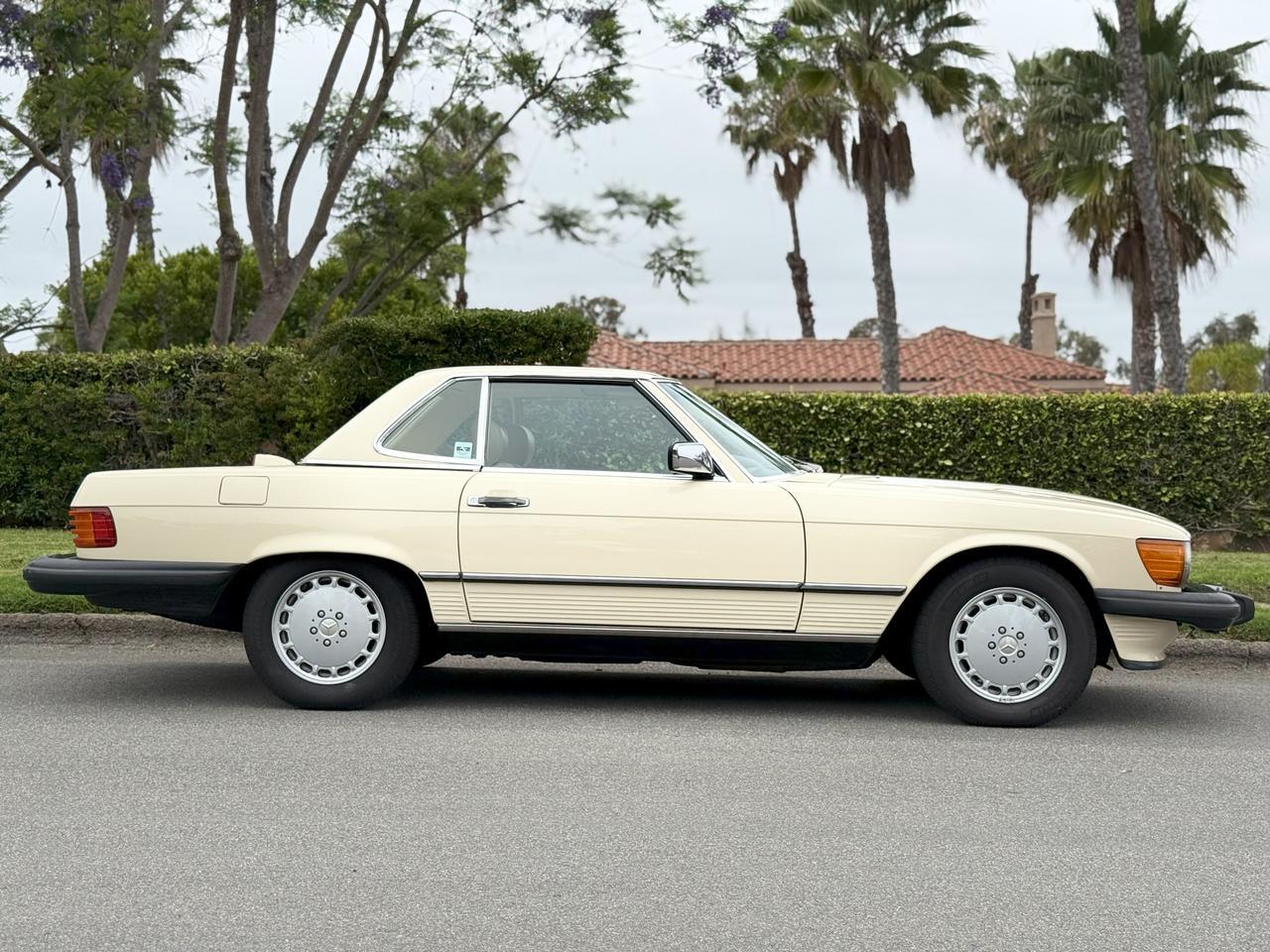 1987 Mercedes-Benz 560 SL*PENDING SALE* San Diego CA