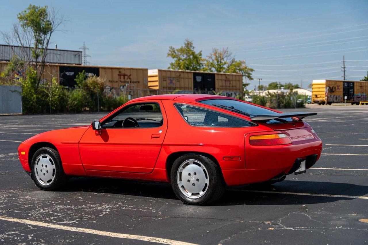 1987 Porsche 928 S4 St. Louis MO