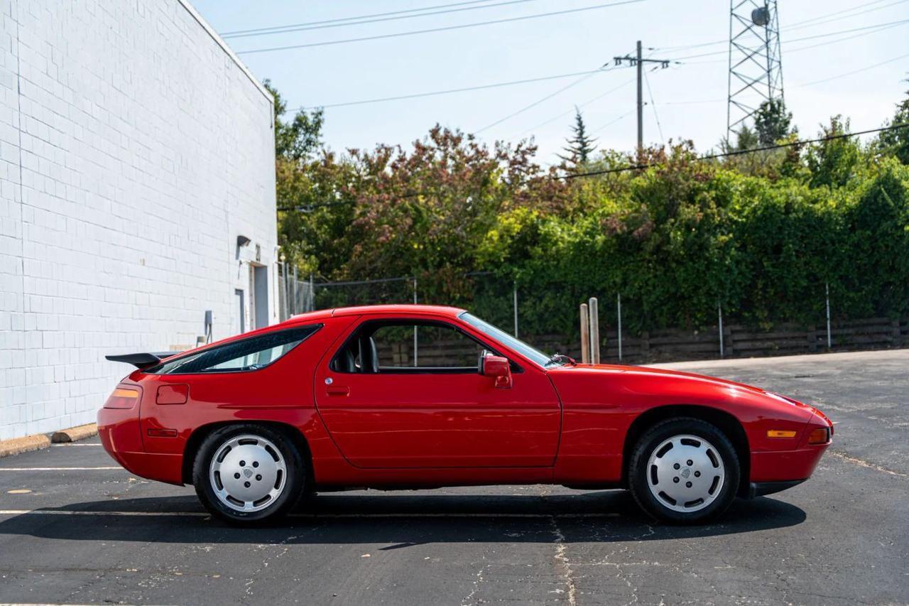 1987 Porsche 928 S4 St. Louis MO