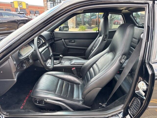 1988 Porsche 944  Springfield IL