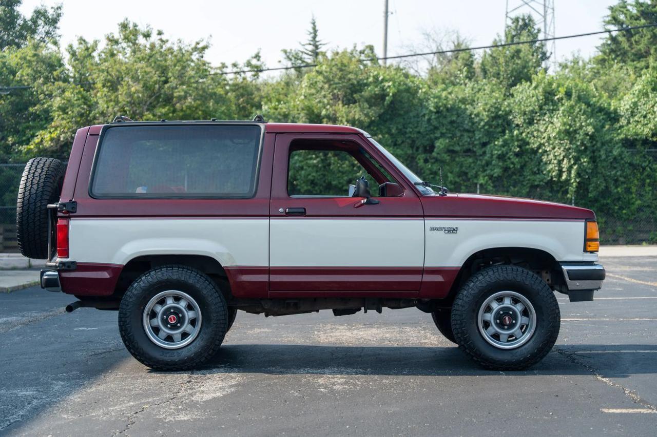 1989 Ford Bronco II XL 2D Utility 4WD St. Louis MO