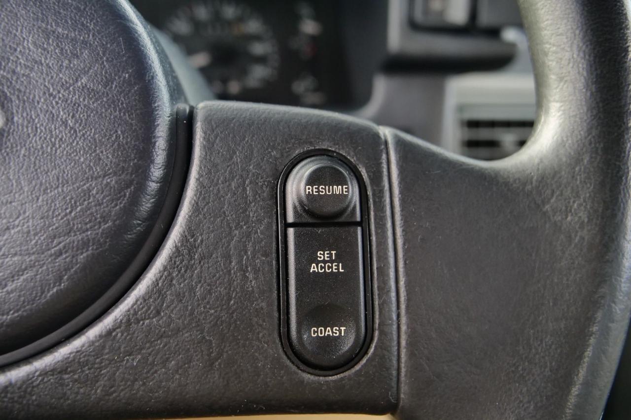 1989 Ford Mustang LX Sport / 5.0 V8 / Convertible! Lincolnton NC