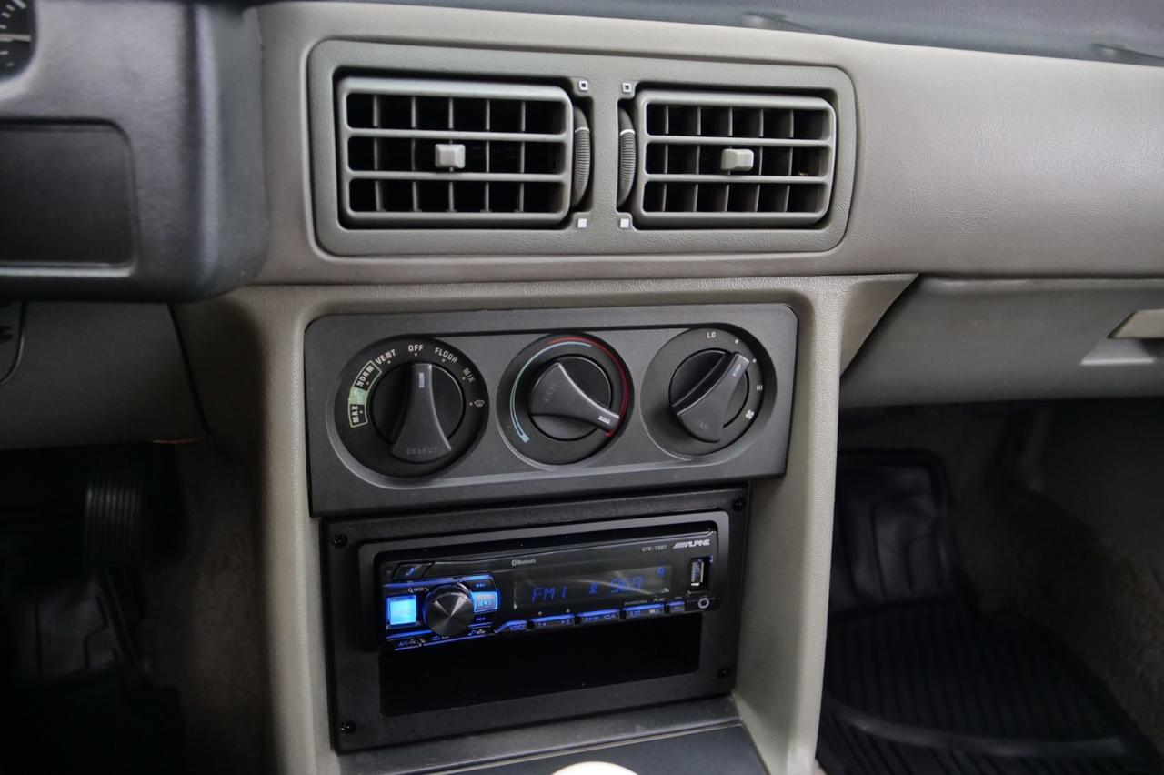 1989 Ford Mustang LX Sport / 5.0 V8 / Convertible! Lincolnton NC