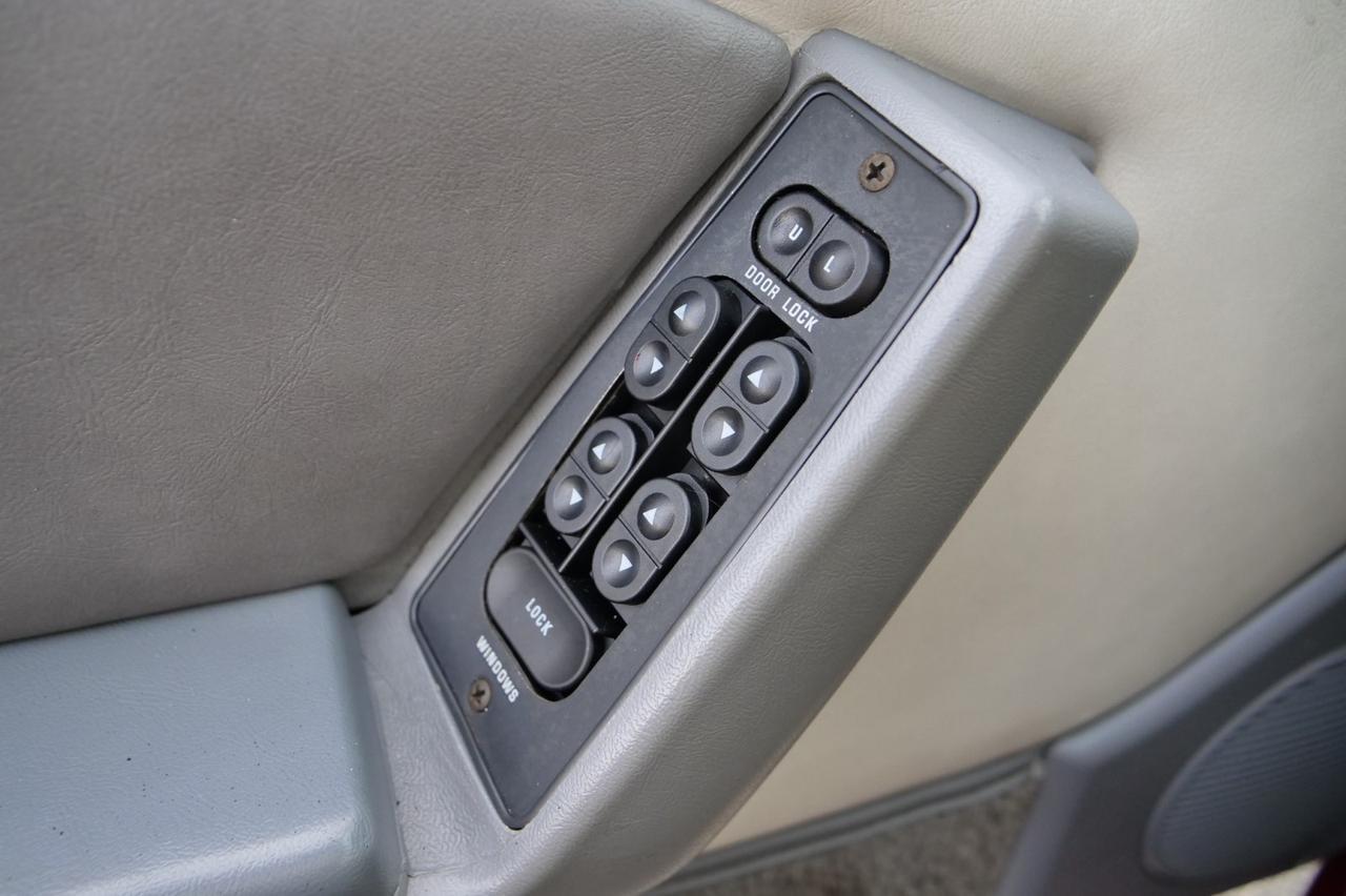 1989 Ford Mustang LX Sport / 5.0 V8 / Convertible! Lincolnton NC