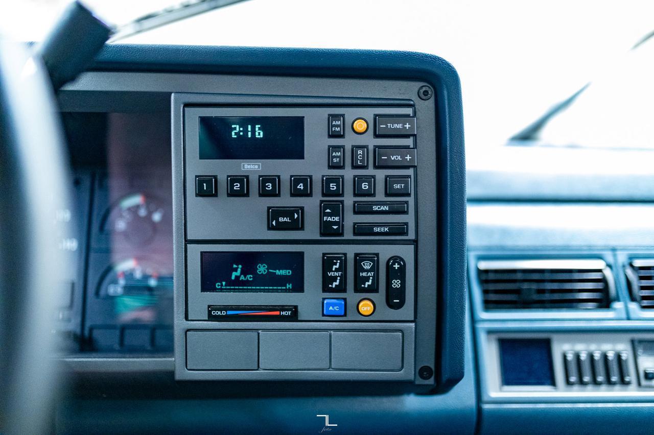 1989 GMC Sierra 1500 4x2 Reg Cab SLE Red Deer AB