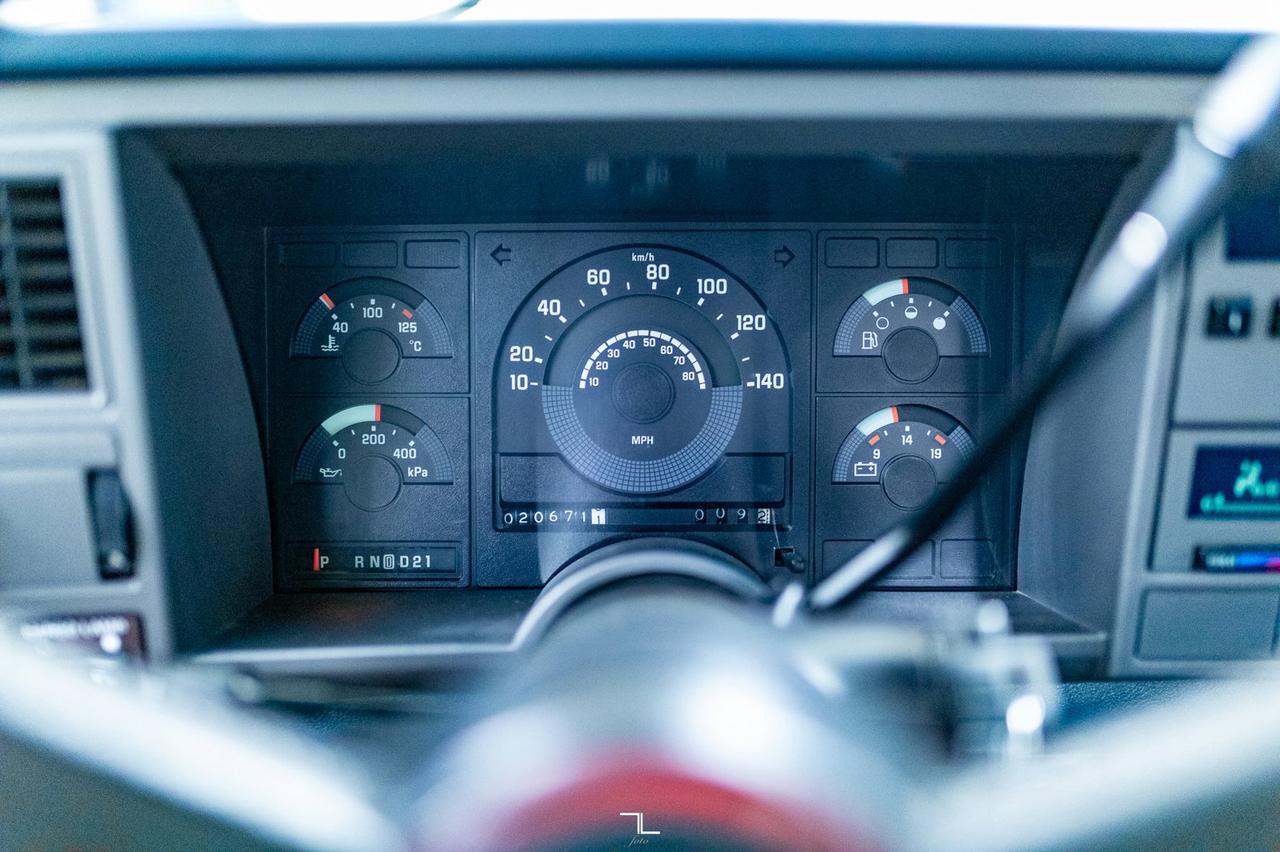 1989 GMC Sierra 1500 4x2 Reg Cab SLE Red Deer AB