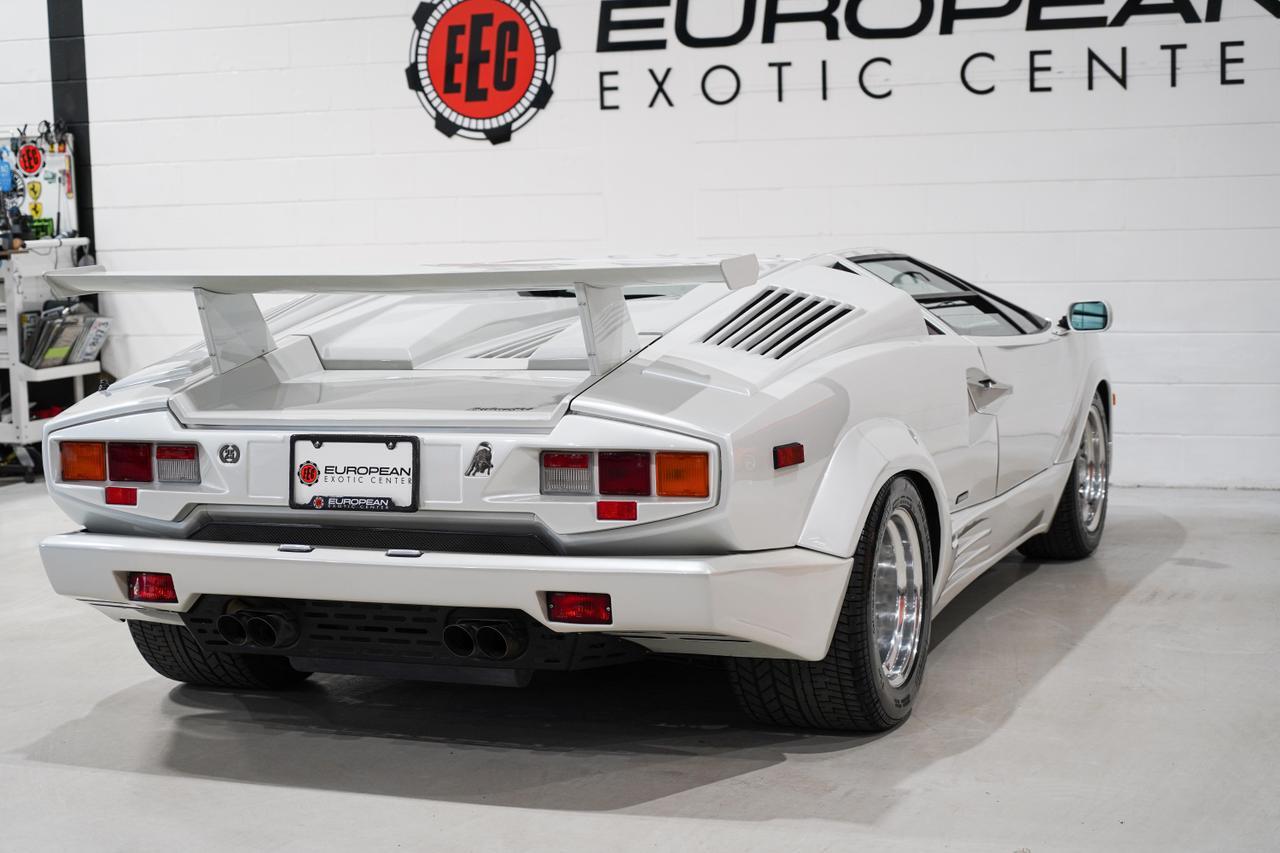 1989 Lamborghini Countach 25th Anniversary Tampa FL
