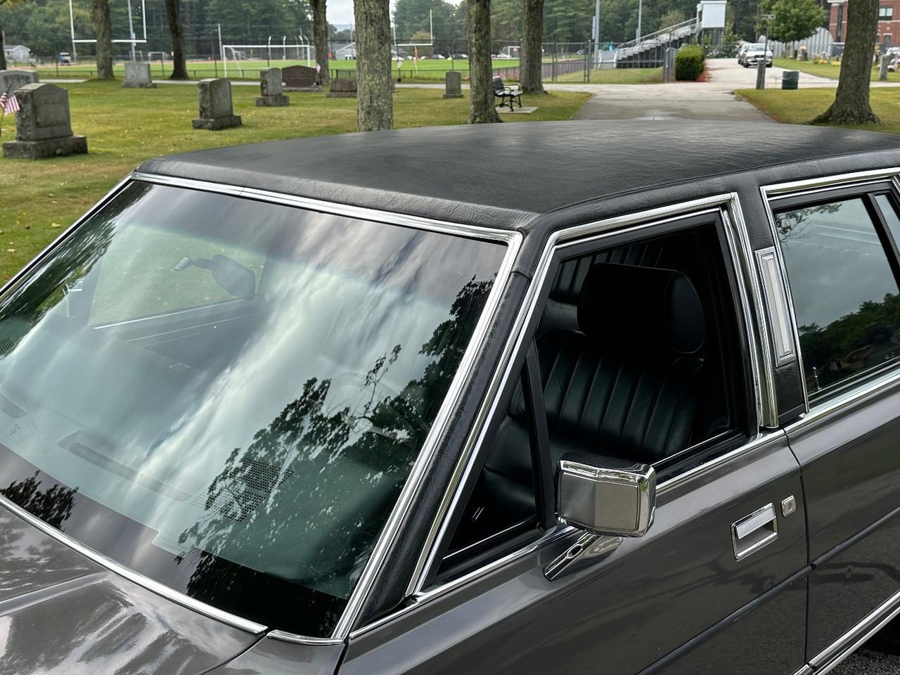 1989 Lincoln Town Car SEDAN Charlton MA