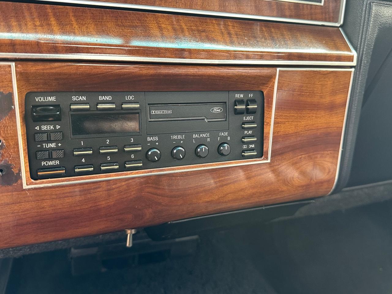 1989 Lincoln Town Car SEDAN Charlton MA