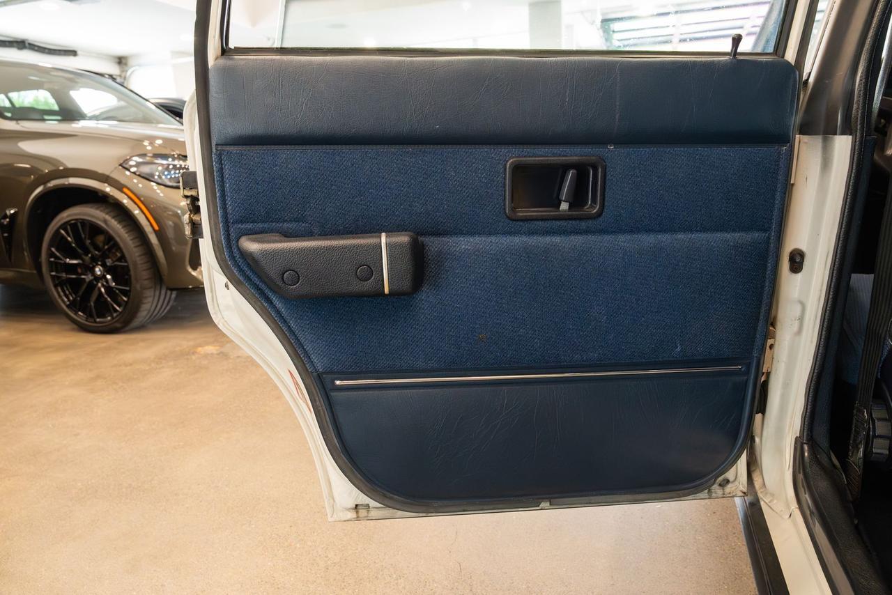 1989 Volvo 240 DL Gladstone OR