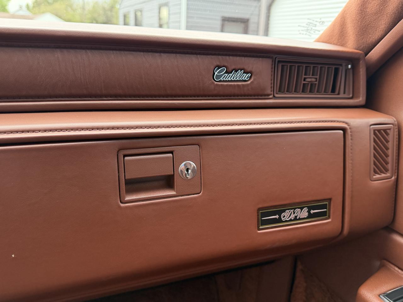 1990 CADILLAC DEVILLE Connellsville PA