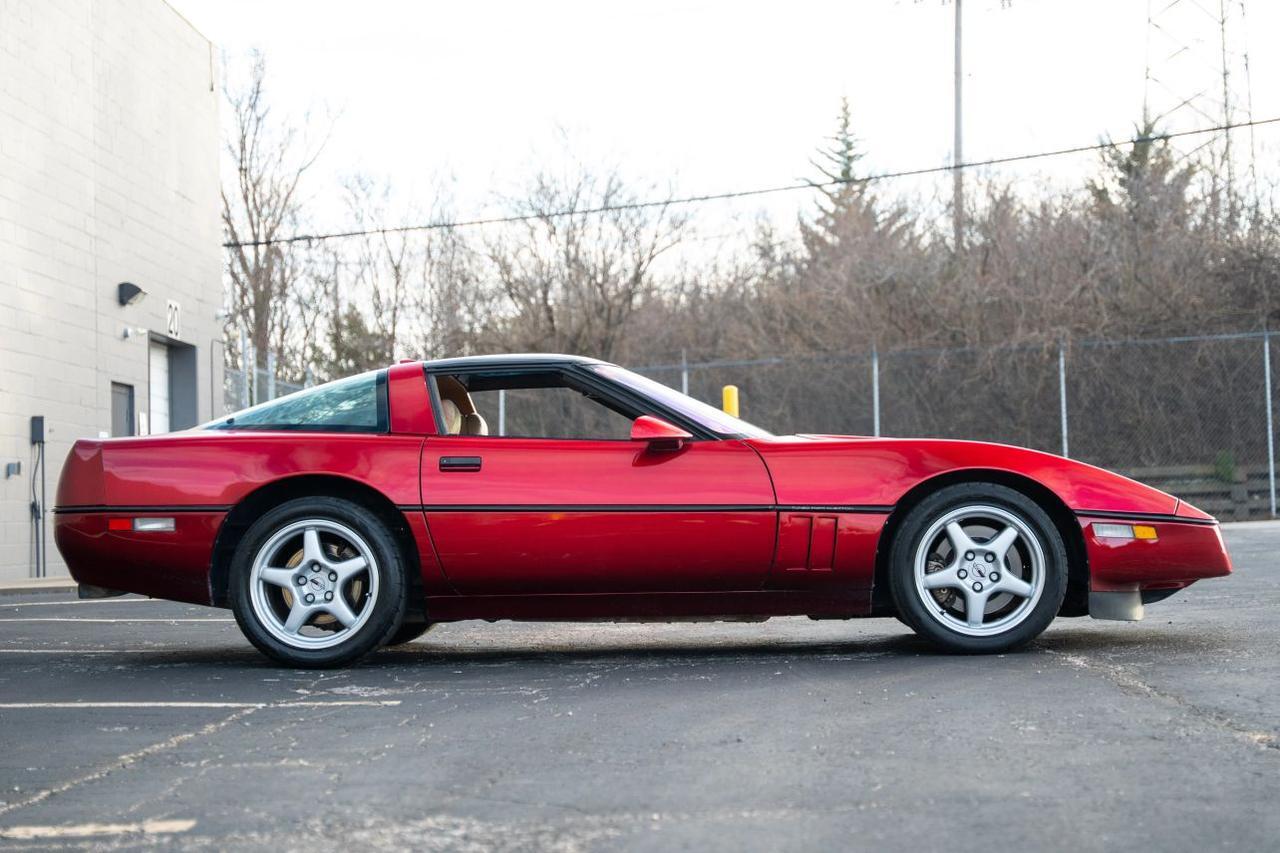 1990 Chevrolet Corvette ZR1 2D Coupe St. Louis MO