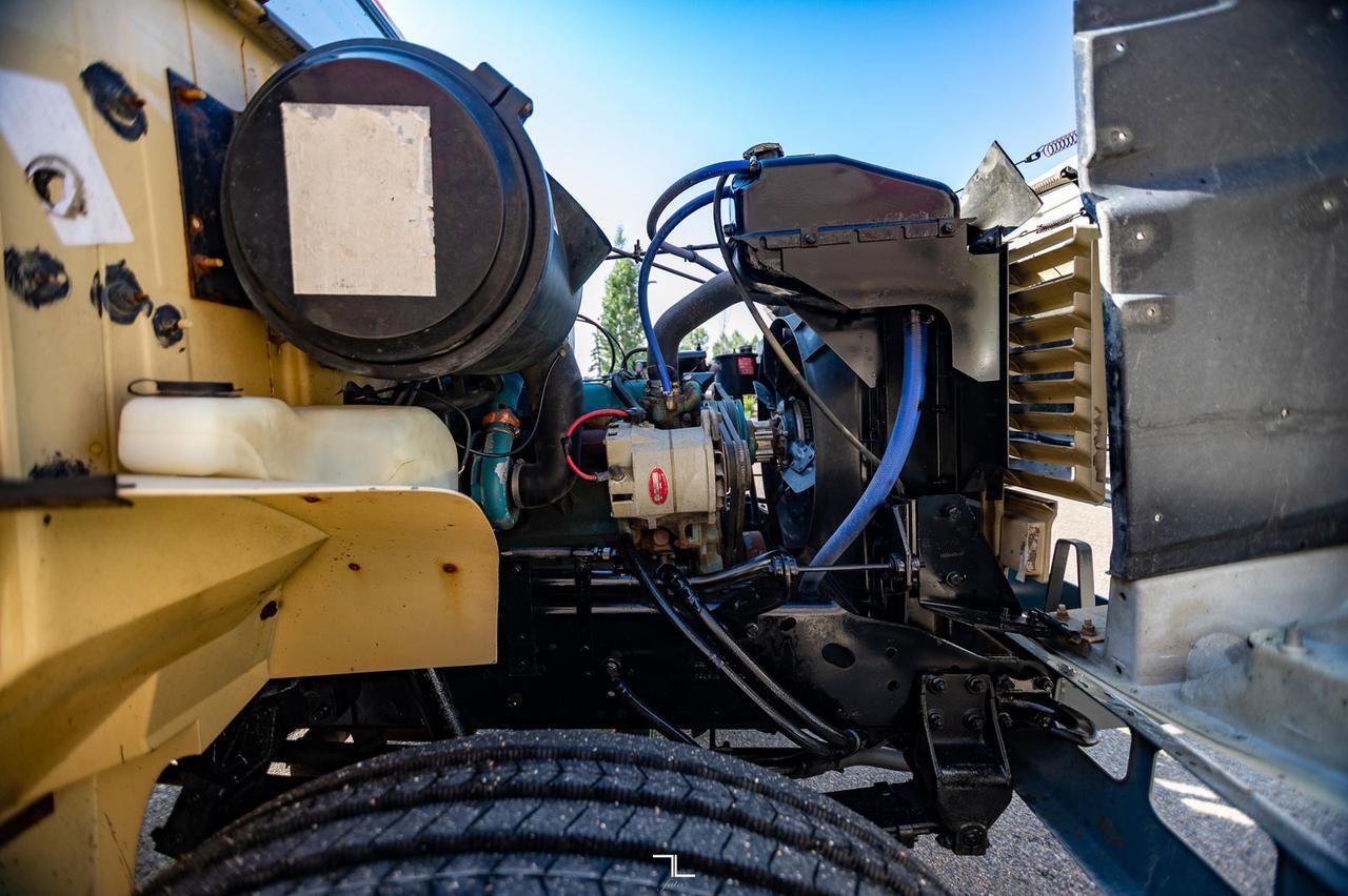 1990 International 4900 Day Cab Water Tank Truck Diesel Red Deer AB