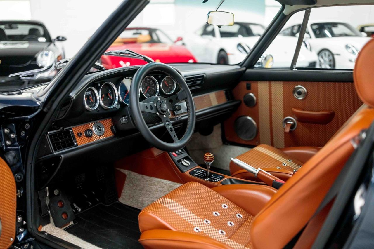 1990 Porsche 911 Carrera 4