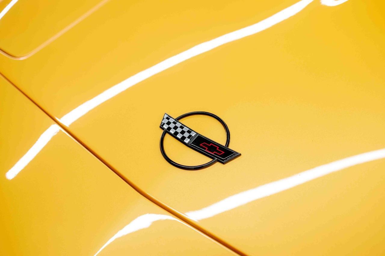 1991 Chevrolet Corvette ZR-1 Shinoda/Rick Mears Special Edition Marietta GA