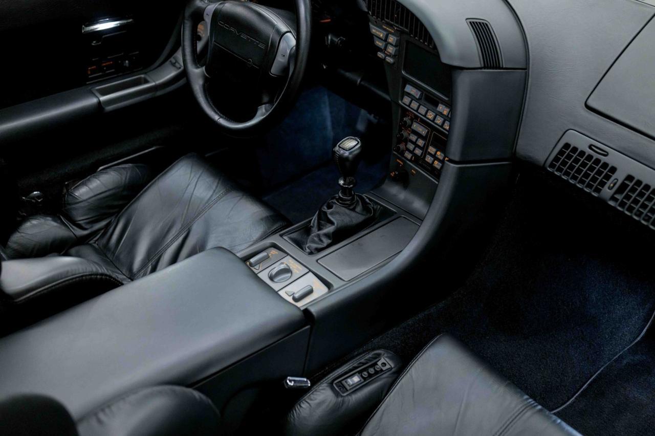 1991 Chevrolet Corvette ZR-1 Shinoda/Rick Mears Special Edition Marietta GA