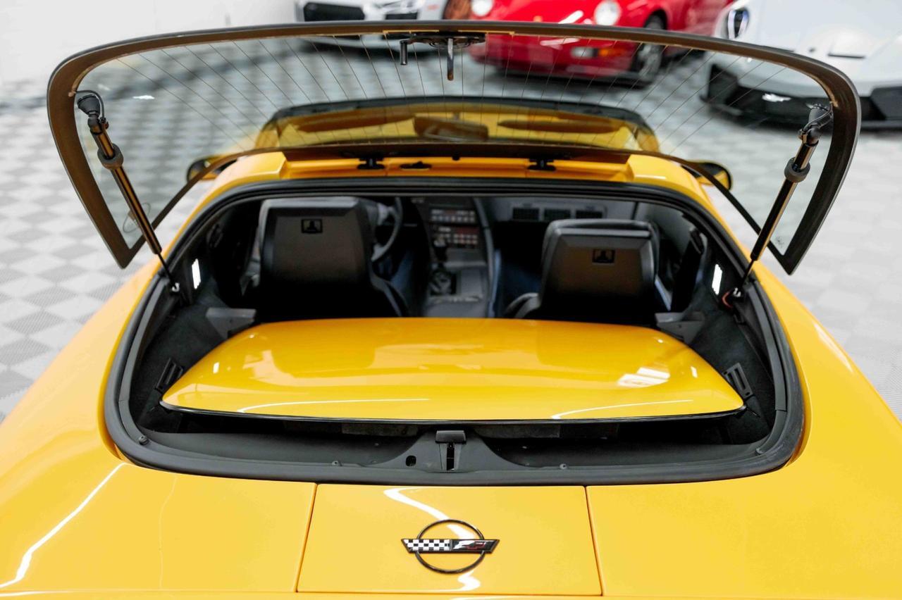 1991 Chevrolet Corvette ZR-1 Shinoda/Rick Mears Special Edition Marietta GA