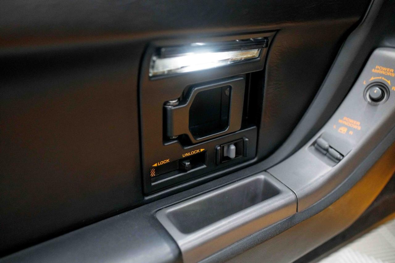 1991 Chevrolet Corvette ZR-1 Shinoda/Rick Mears Special Edition Marietta GA