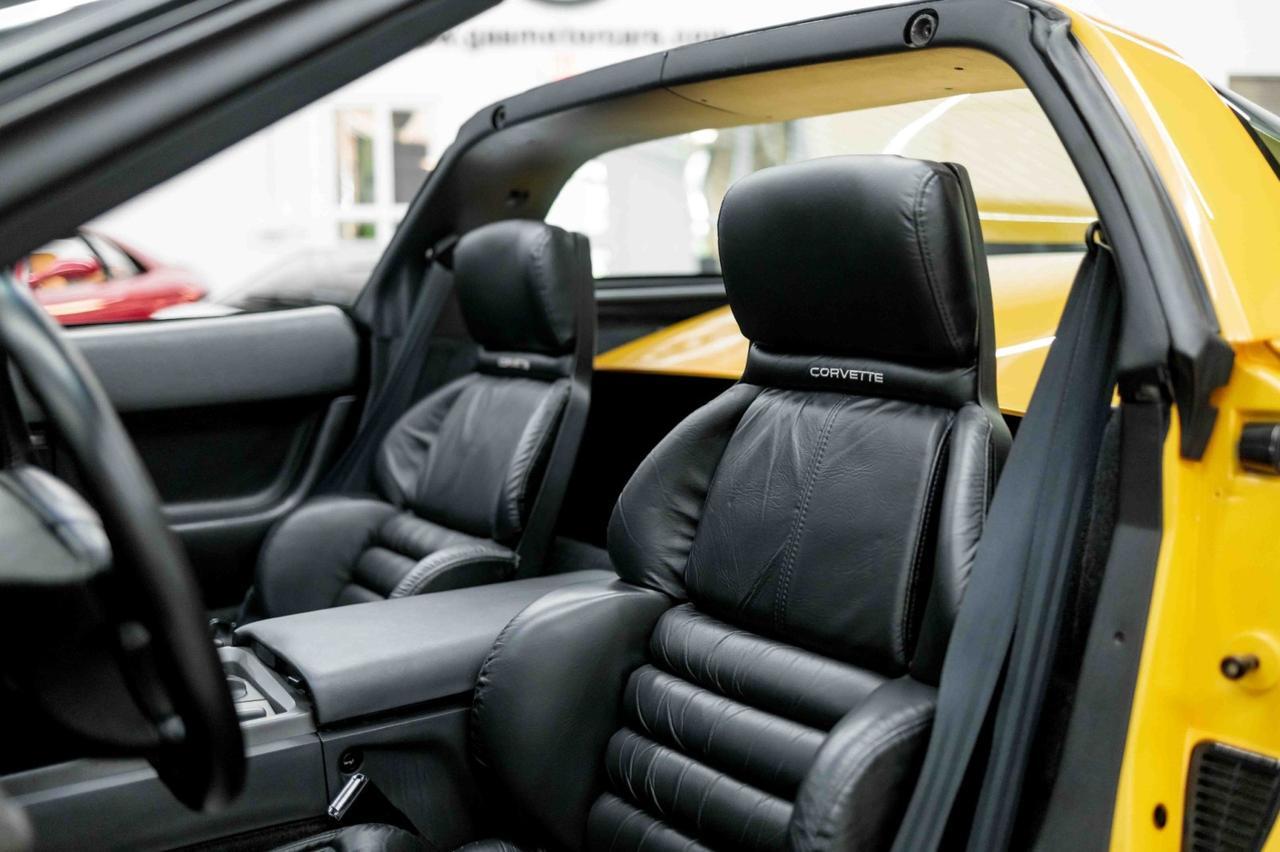 1991 Chevrolet Corvette ZR-1 Shinoda/Rick Mears Special Edition Marietta GA