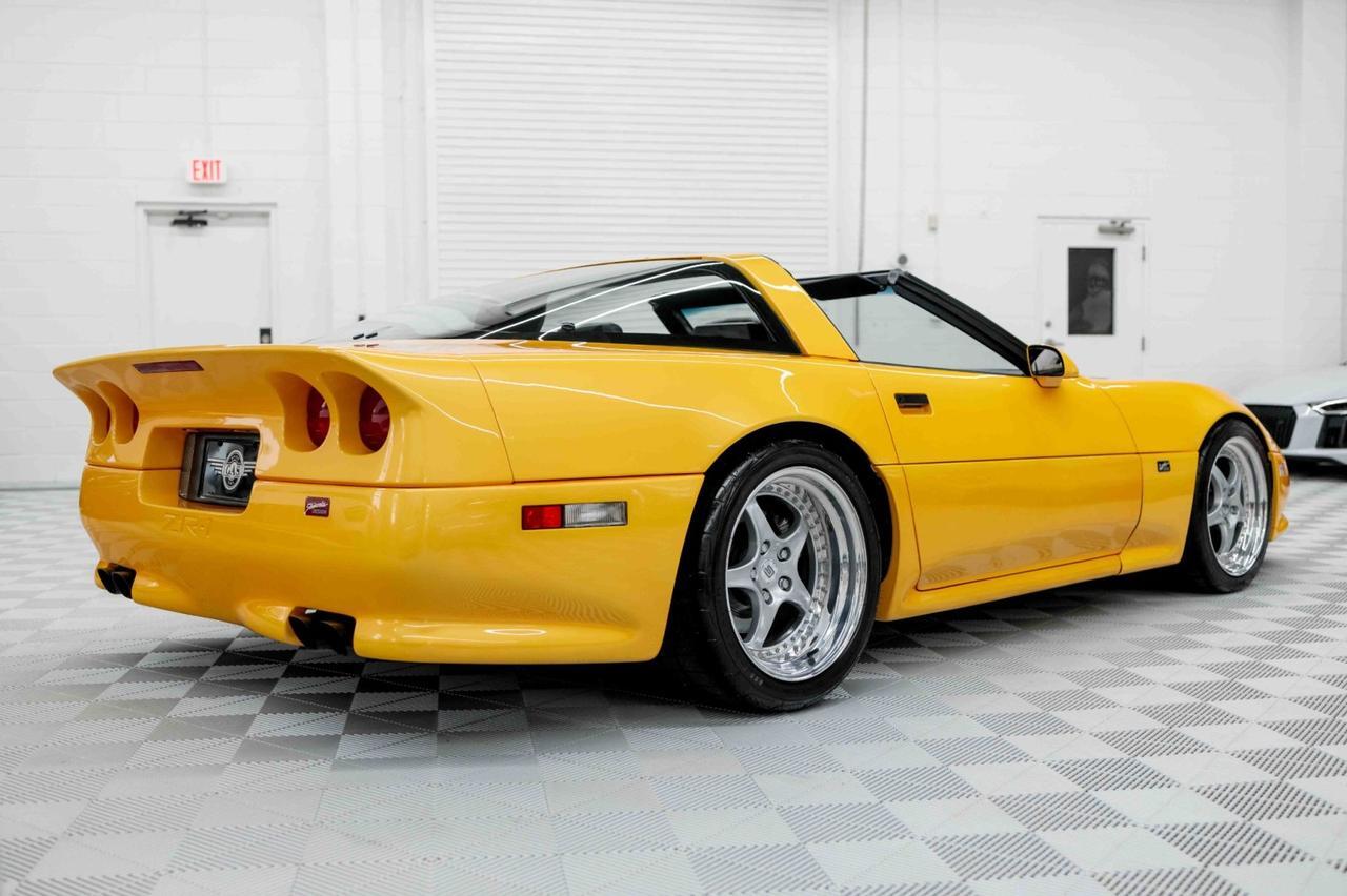 1991 Chevrolet Corvette ZR-1 Shinoda/Rick Mears Special Edition Marietta GA