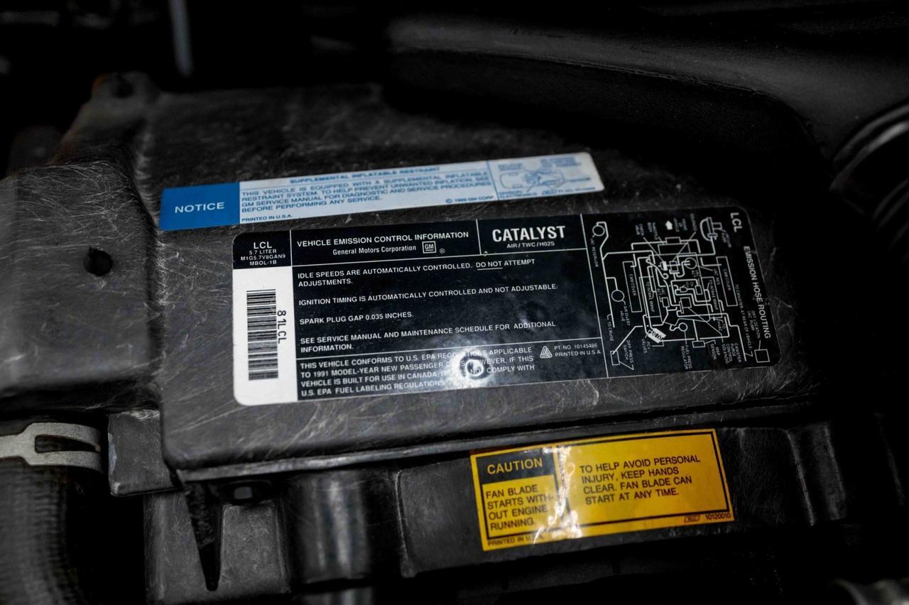 1991 Chevrolet Corvette ZR-1 Shinoda/Rick Mears Special Edition Marietta GA