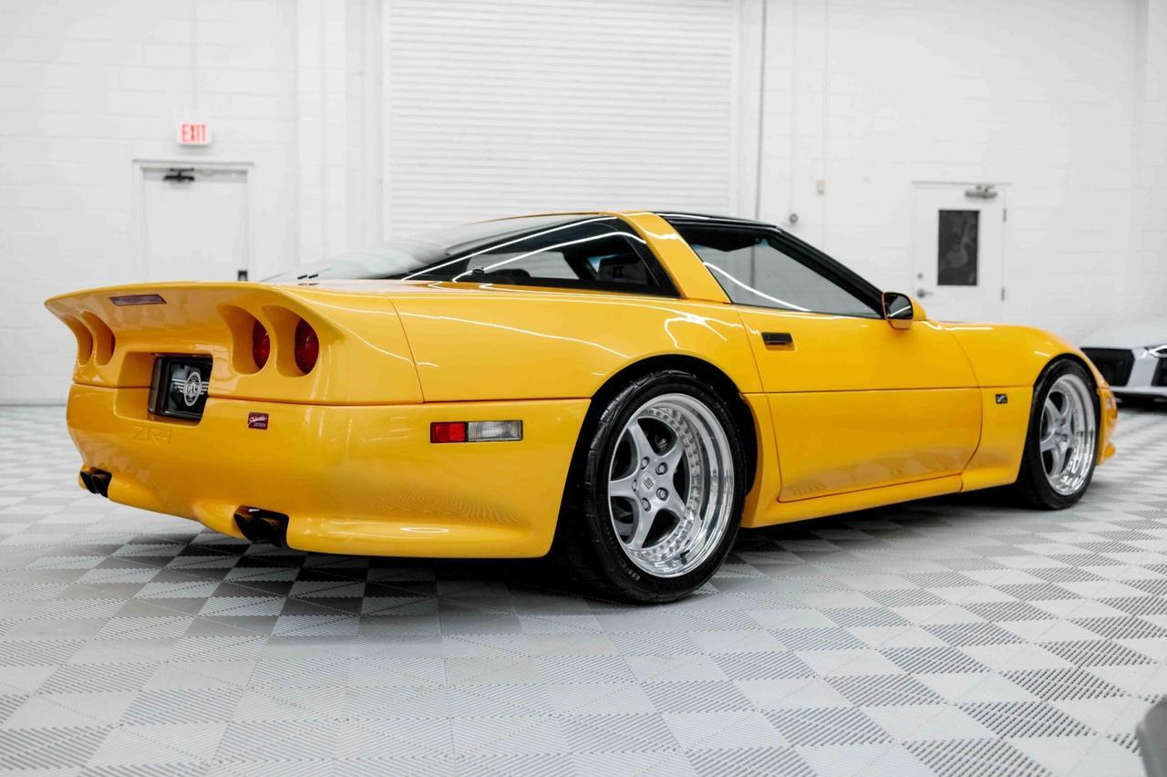 1991 Chevrolet Corvette ZR-1 Shinoda/Rick Mears Special Edition Marietta GA