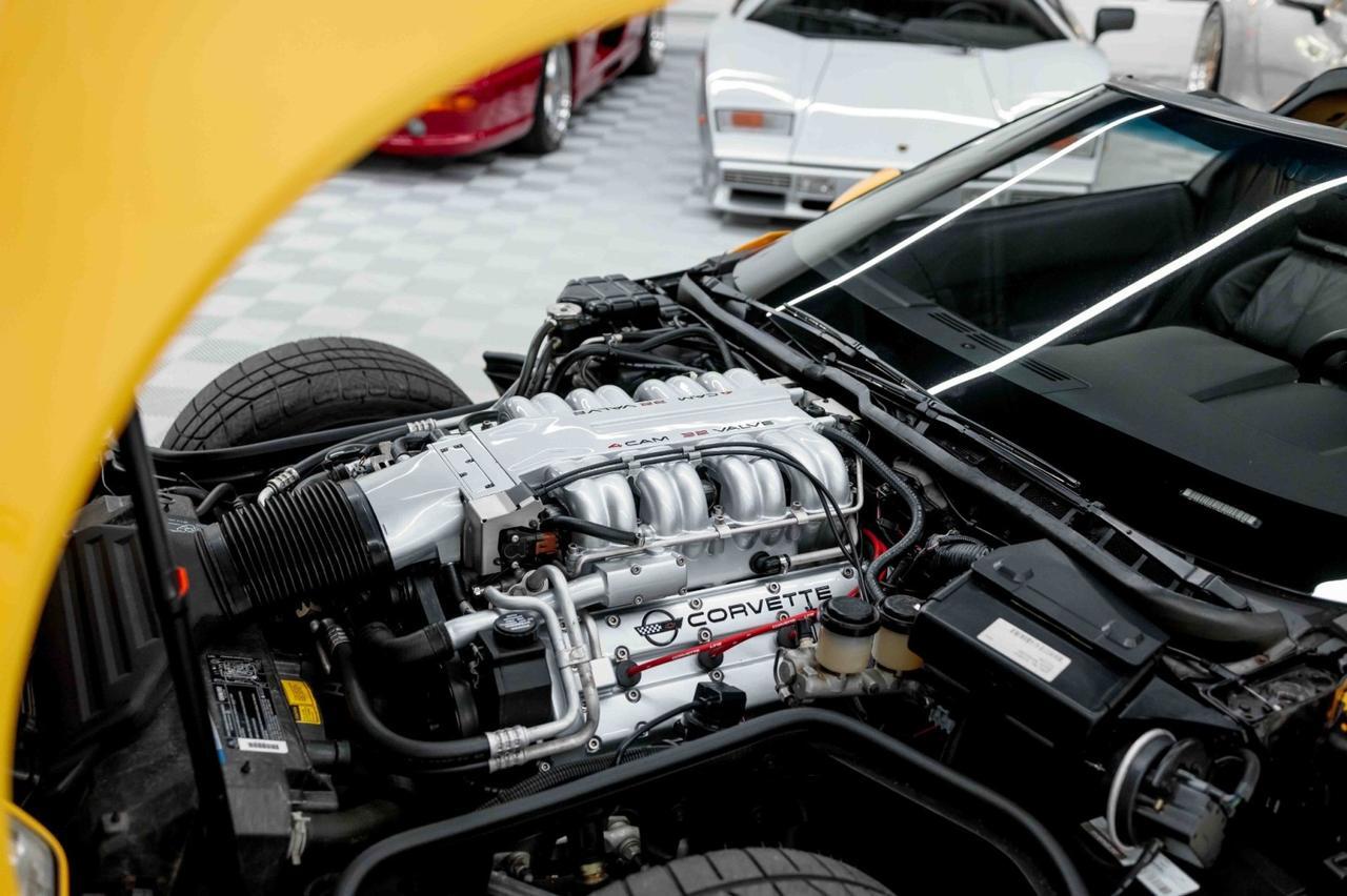 1991 Chevrolet Corvette ZR-1 Shinoda/Rick Mears Special Edition Marietta GA
