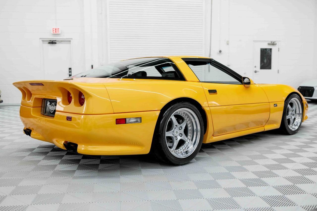 1991 Chevrolet Corvette ZR-1 Shinoda/Rick Mears Special Edition Marietta GA