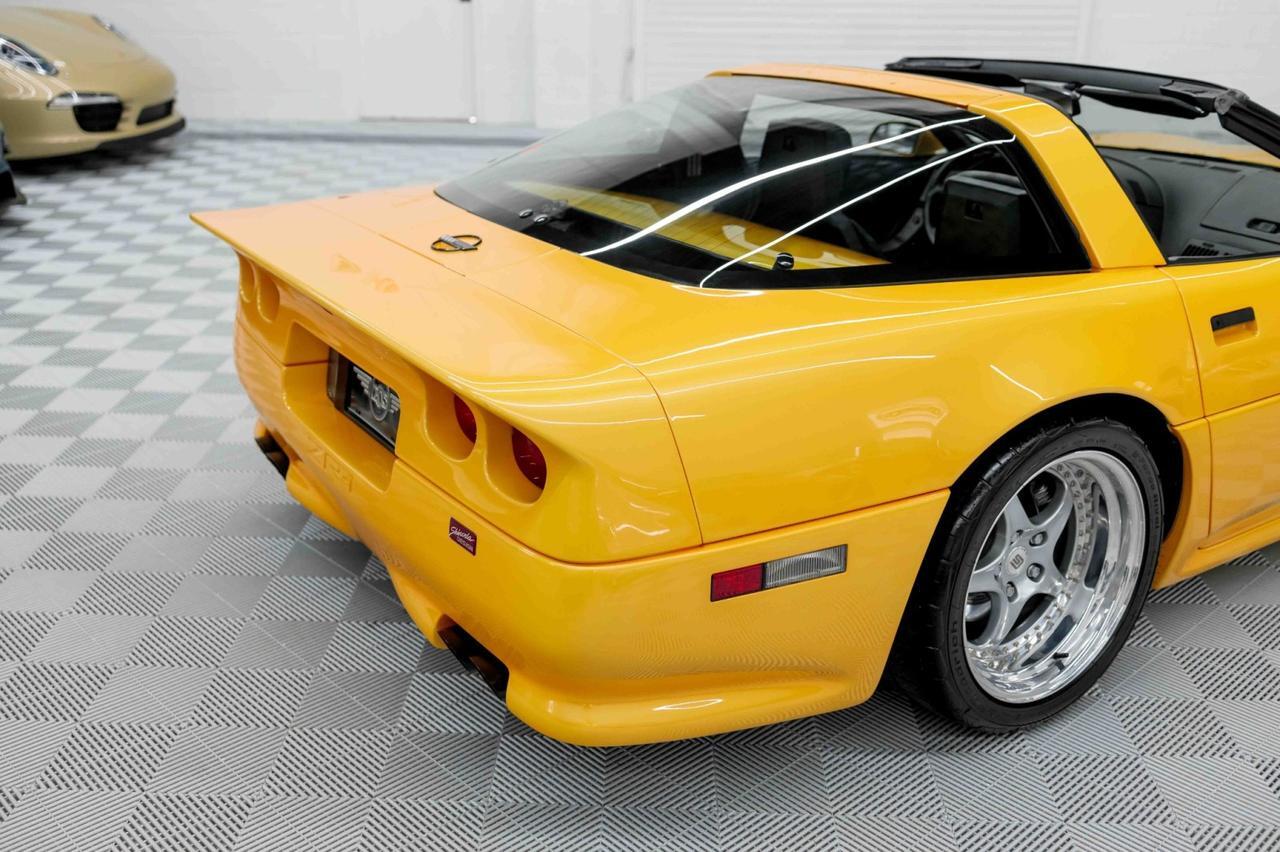 1991 Chevrolet Corvette ZR-1 Shinoda/Rick Mears Special Edition Marietta GA