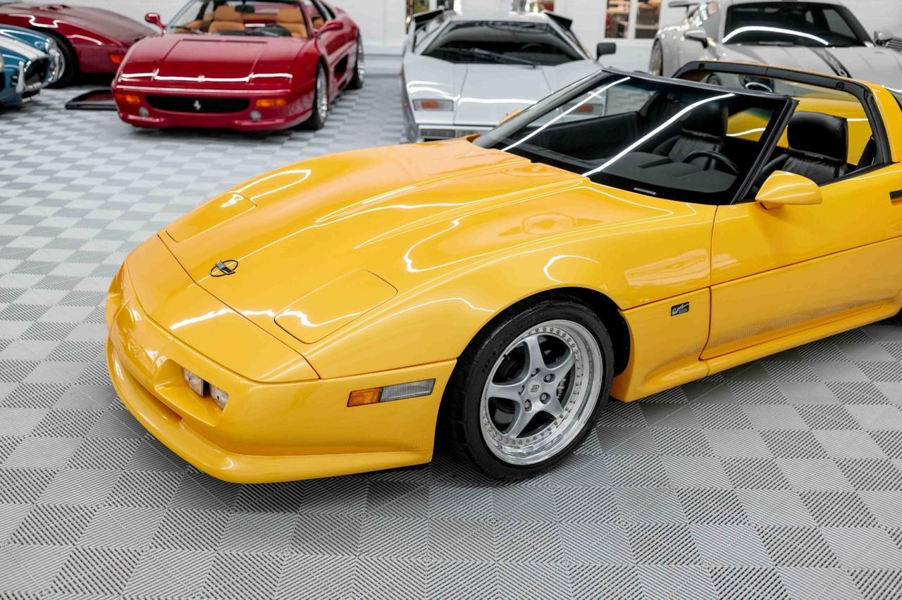 1991 Chevrolet Corvette ZR-1 Shinoda/Rick Mears Special Edition Marietta GA