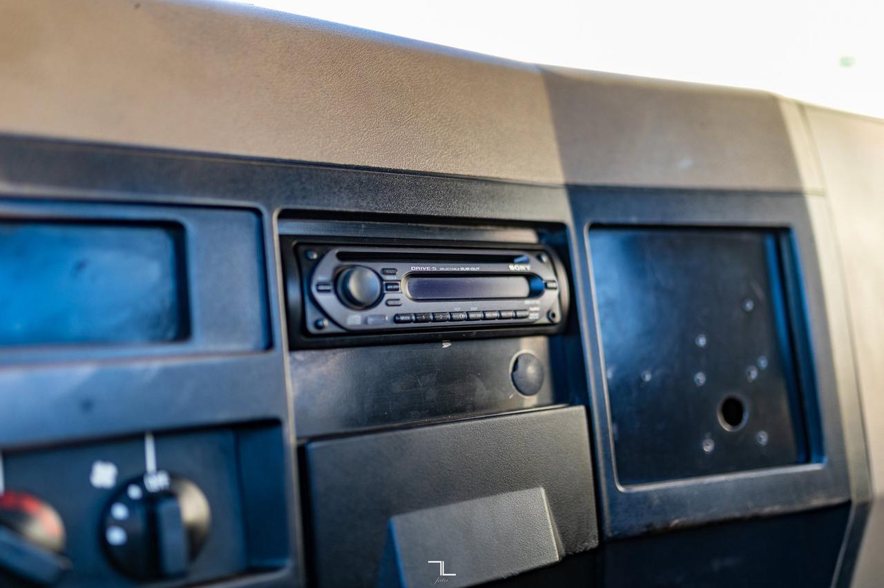 1991 International 4900 Day Cab & Chassis Diesel Red Deer AB