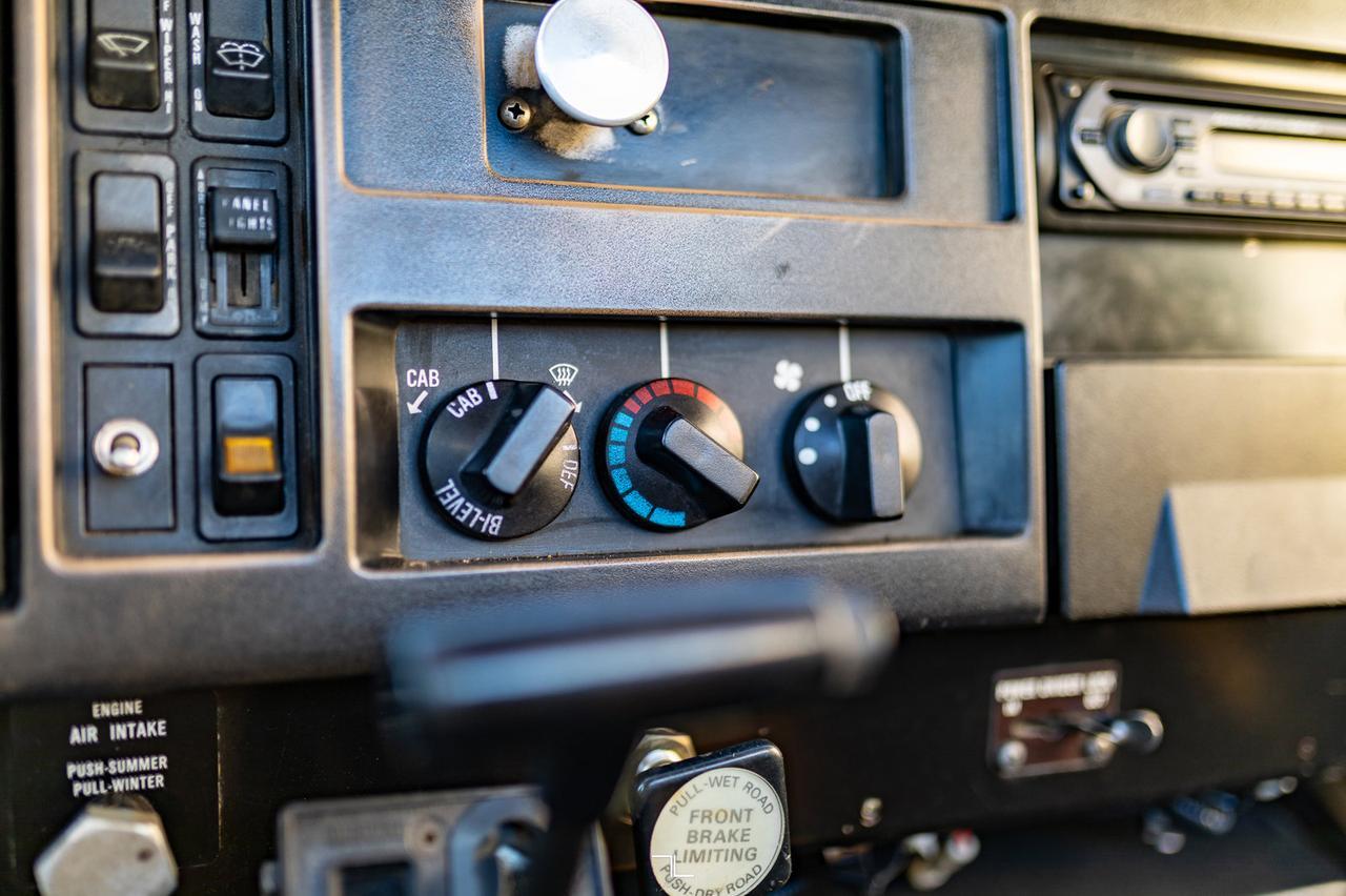 1991 International 4900 Day Cab & Chassis Diesel Red Deer AB