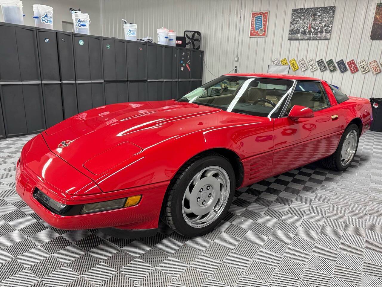 1992 Chevrolet Corvette Base 2dr Hatchback Eldridge IA