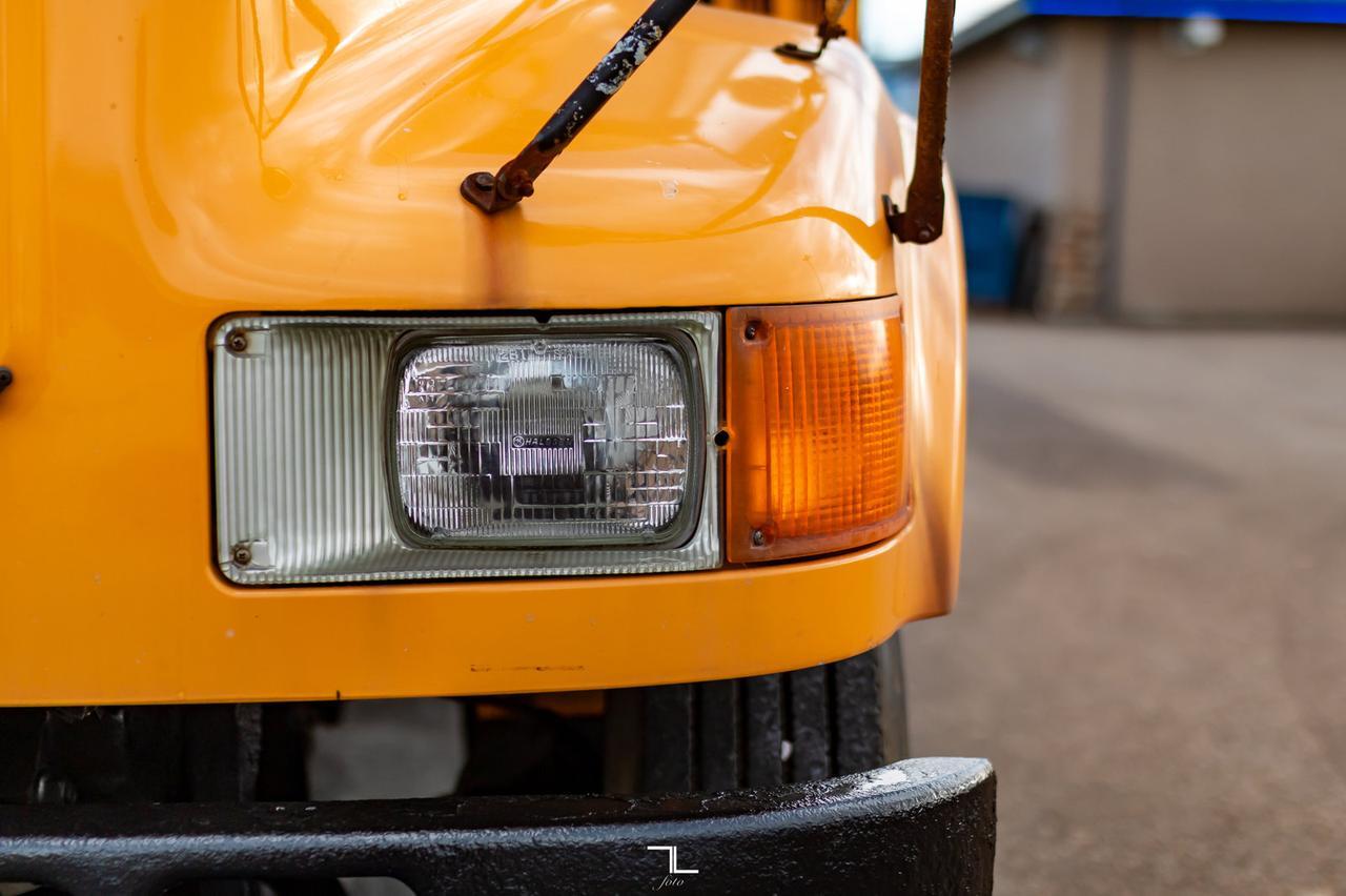 1992 International 3800 Bluebird Series 66 Passenger Bus Diesel Manual Red Deer AB