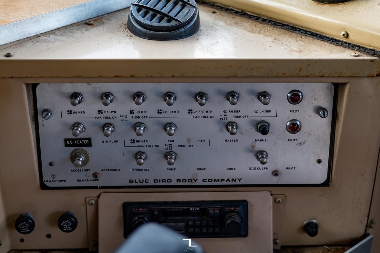 1992 International 3800 Bluebird Series 66 Passenger Bus Diesel Manual Red Deer AB