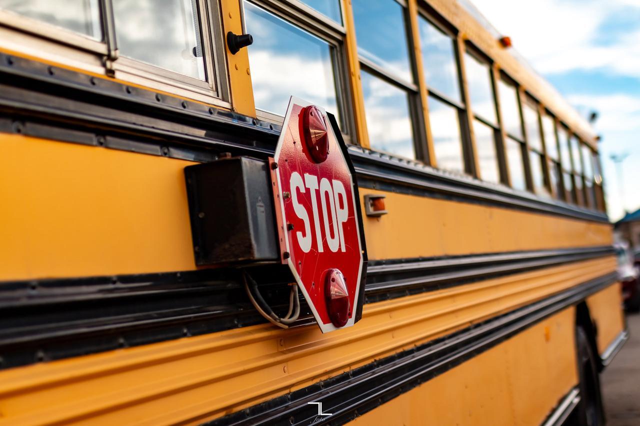 1992 International 3800 Bluebird Series 66 Passenger Bus Diesel Manual Red Deer AB