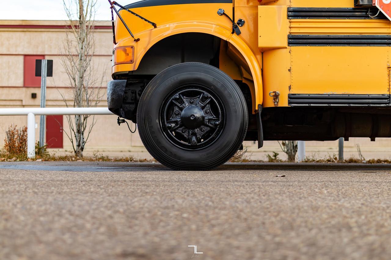 1992 International 3800 Bluebird Series 66 Passenger Bus Diesel Manual Red Deer AB