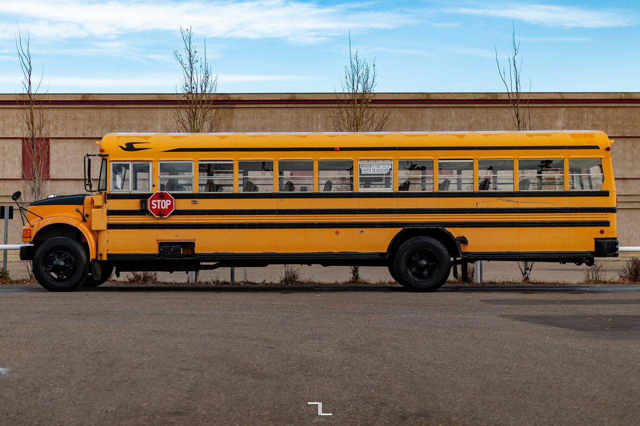 1992 International 3800 Bluebird Series 66 Passenger Bus Diesel Manual Red Deer AB