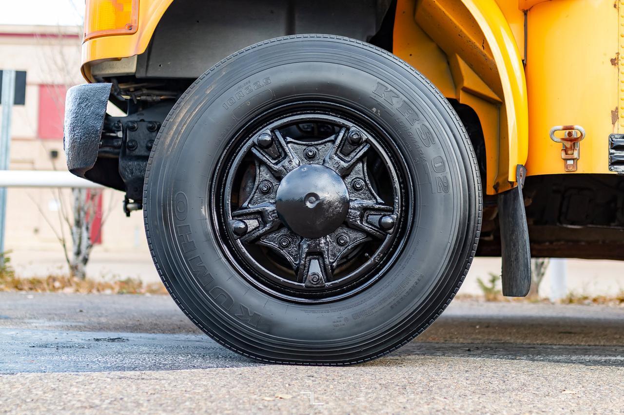 1992 International 3800 Bluebird Series 66 Passenger Bus Diesel Manual Red Deer AB