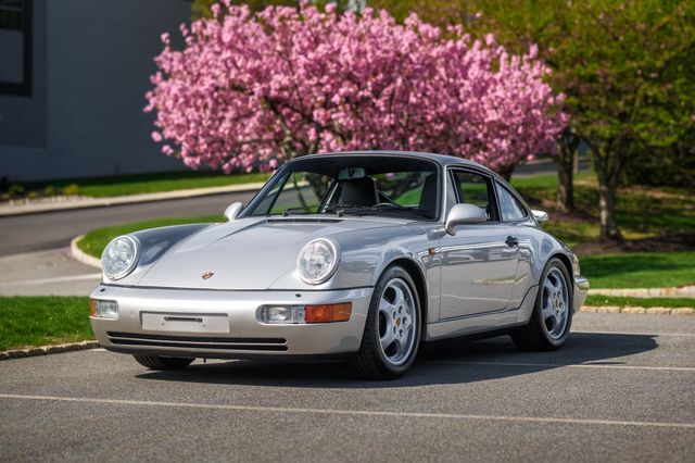 1992 Porsche 911 Carrera 2 Coupe