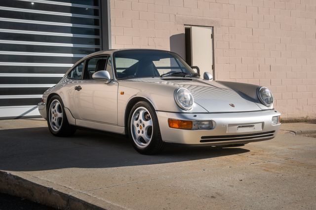 1992 Porsche 911 Carrera 2 Coupe