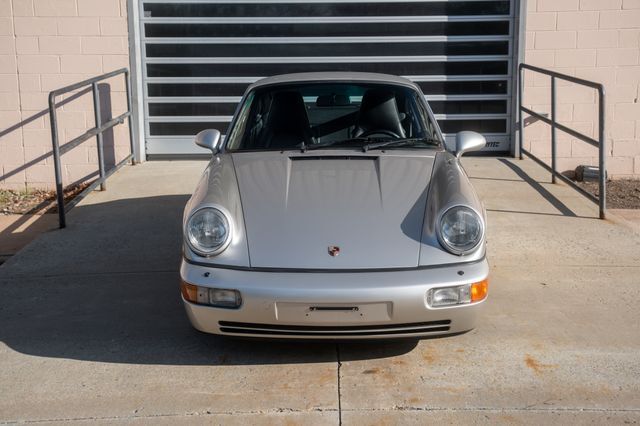1992 Porsche 911 Carrera 2 Coupe