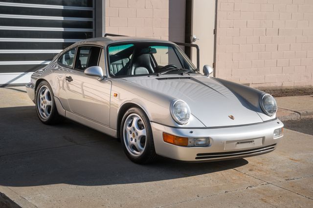 1992 Porsche 911 Carrera 2 Coupe