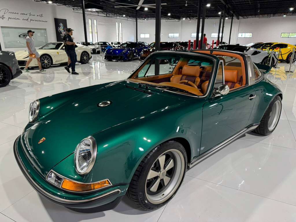 1992 Porsche 911 Targa Reimagined by Singer