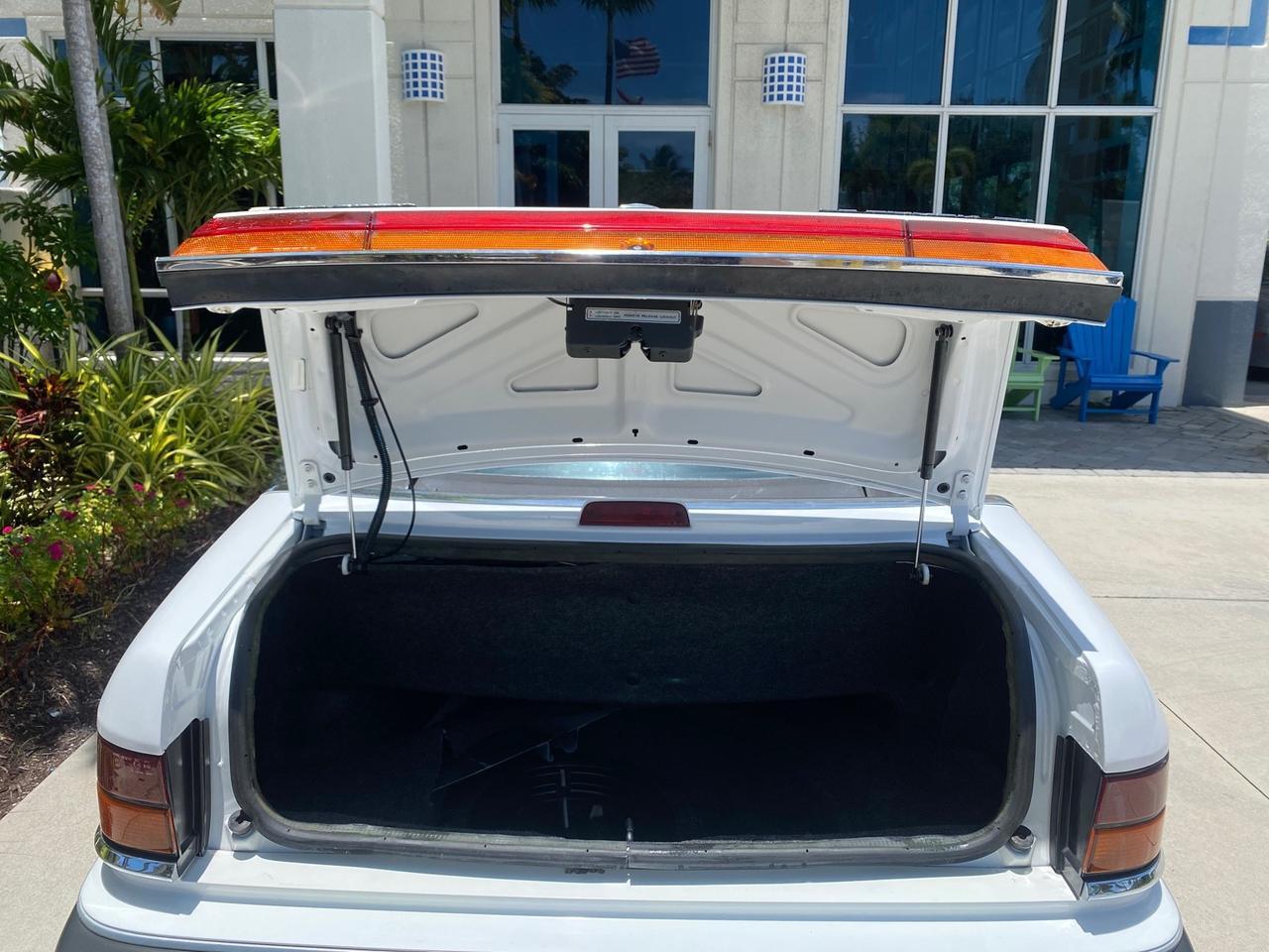 1993 Chrysler Lebaron CONV LX LOW MILES 26,305 Pompano Beach FL