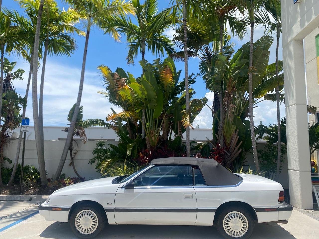 1993 Chrysler Lebaron CONV LX LOW MILES 26,305 Pompano Beach FL