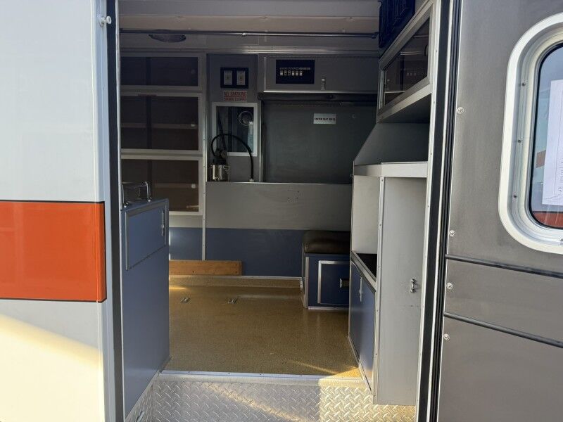 1993 Ford E-350 7.3L Diesel Ambulance Collinsville OK